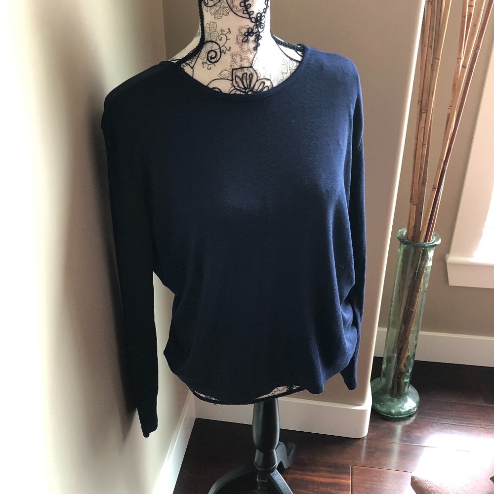 🌻3/$20🌻Navy ribbed long sleeve shirt XL